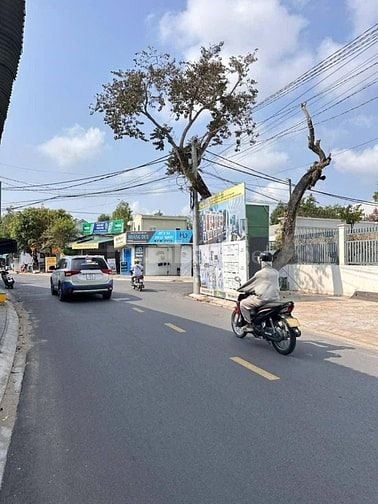 Mặt Tiền: Phạm Hữu Lầu, P.An Thới 