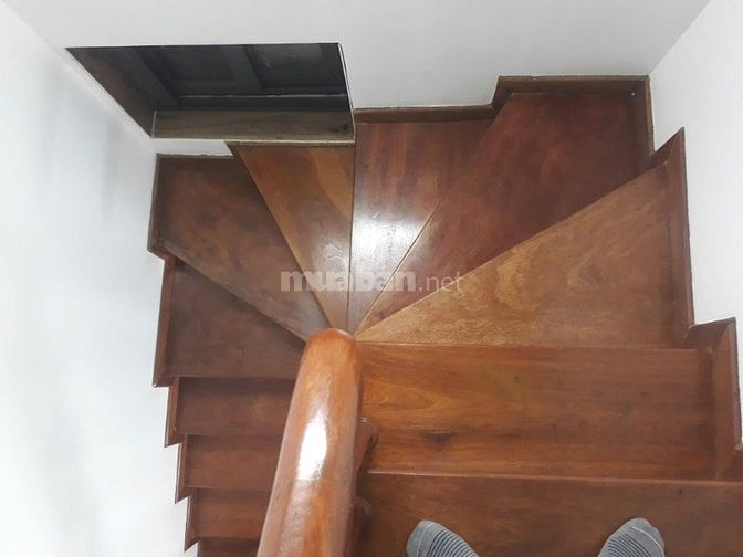 Nhà đẹp ngõ 8/3 giá 10.7 tỷ, 36m2x4T, ở luôn, ẢNH THẬT 