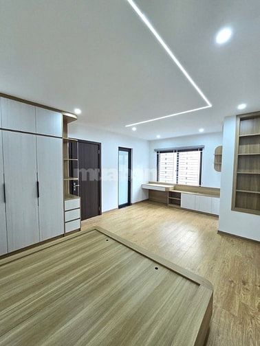 SIÊU PHẨM THÁI HÀ-THANG MÁY-2MẶT THOÁNG-GẦN Ô TÔ