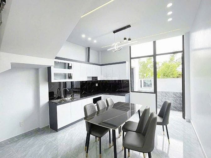 Nhà KDC Trung Thành, 1 trệt 1 lầu đã có sổ hồng riêng 108m2, 3PN 2WC