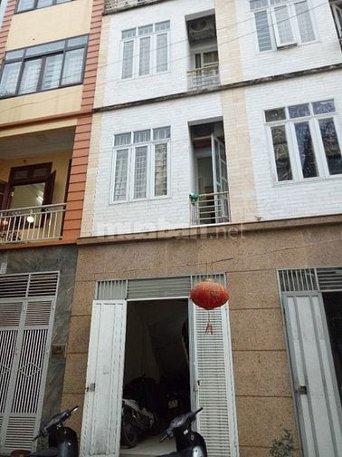 Cho thuê nhà riêng tại liền kề   số 8 liền kề khu đô thị đại thanh 
