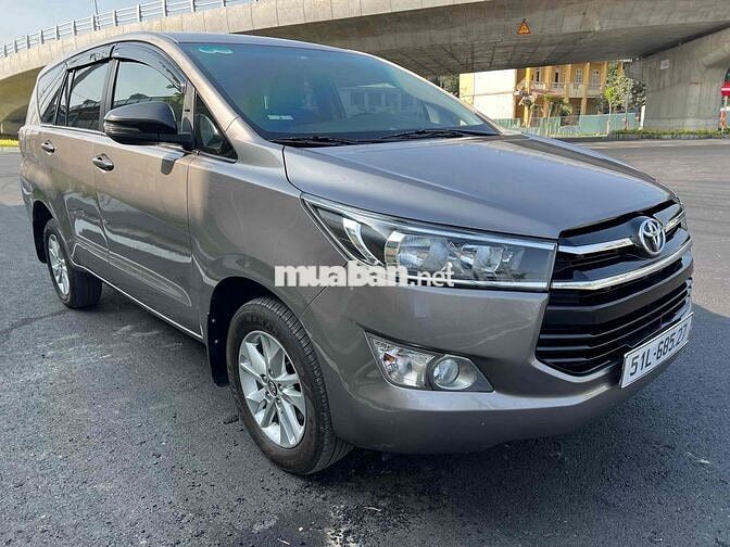 Toyota Innova 2019 2.0E - 82000 km