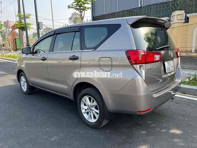 Toyota Innova 2019 2.0E - 82000 km
