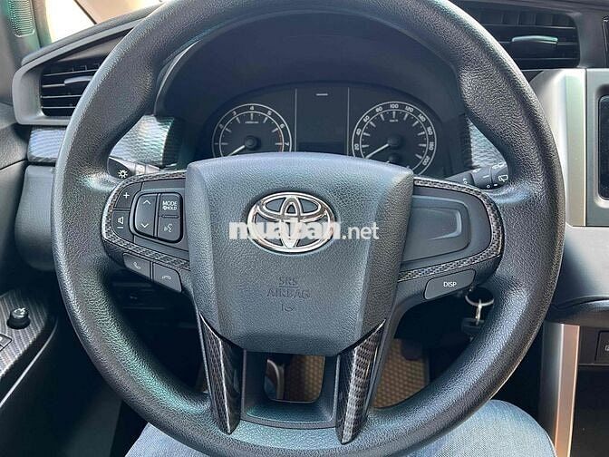 Toyota Innova 2019 2.0E - 82000 km