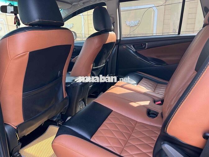 Toyota Innova 2019 2.0E - 82000 km