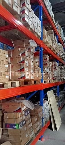 Tuyển 02 nhân viên giao nhận ô tô , xe máy 