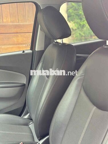 VinFast Fadil 1.4AT sx 2021 màu đỏ siêu đẹp