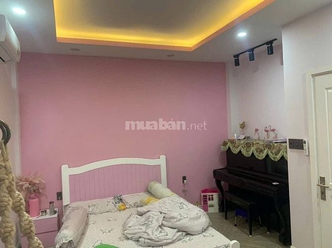 GIẢM SAU 100TR ĐANG CHO THUÊ 20 TRIỆU/THÁNG CHỈ DUY NHẤT GIÁ 4TỶ9 TỐT