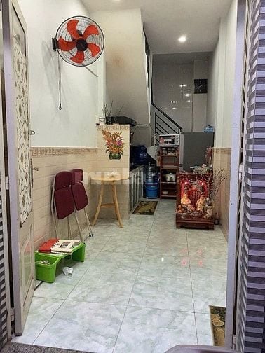 Bán nhà 2 lâu sô Hồng riêng hiện hữu.sát hẻm xe hơi 