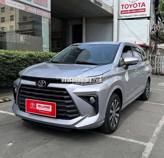 Toyota Avanza số sàn xe chạy 10.600 km như mới