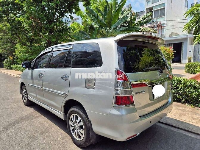 Innova E sản xuất 2016MT,m.bạc,gđ sử dụng mới 95%.