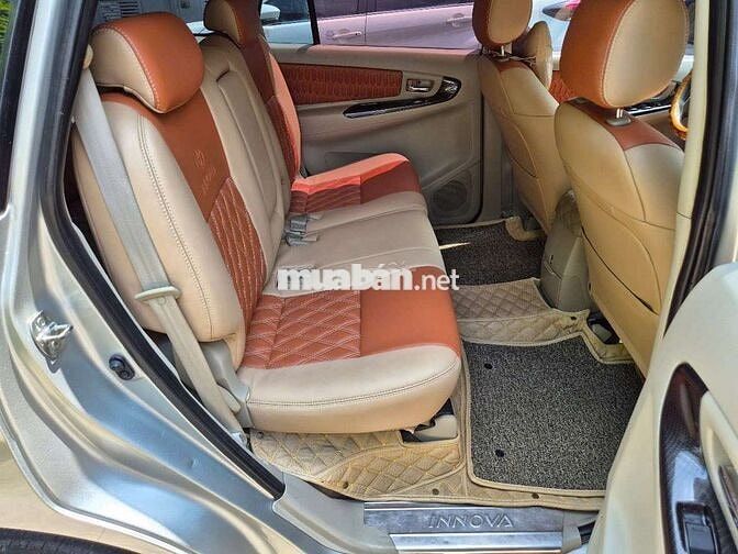 Innova E sản xuất 2016MT,m.bạc,gđ sử dụng mới 95%.