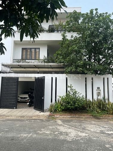 Bán biệt thự KDC 10 mẫu, P. Bình Trưng Đông, Quận 2 cũ, Thành phố Thức