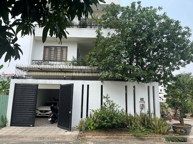 Bán biệt thự KDC 10 mẫu, P. Bình Trưng Đông, Quận 2 cũ, Thành phố Thức