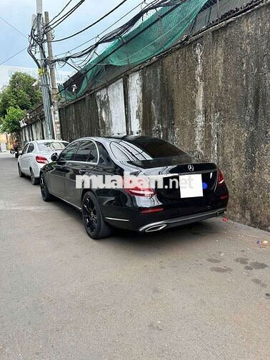 Mercedes Benz E Class 2017 E200 - 102000 km