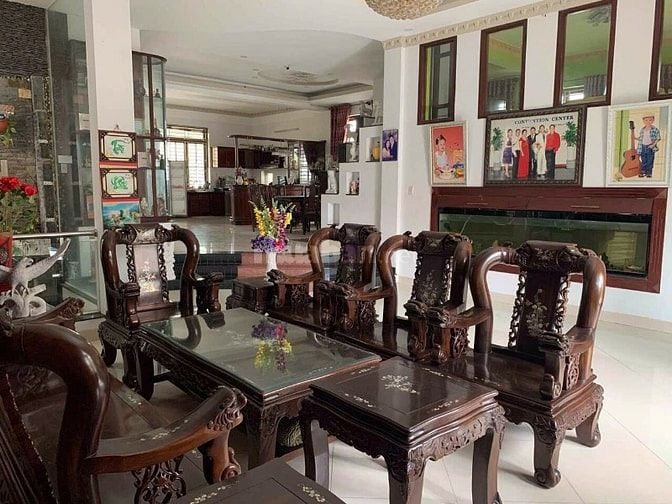 GIẢM HƠN 30%, DÌ MỸ BÁN NHÀ ĐẸP ĐƯỜNG XE HƠI DƯƠNG QUẢNG HÀM P5, TRUNG