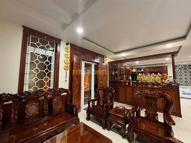 Bán BIỆT THỰ ĐẸP GÓC 2MT BÀ HOM - 9X20m Hầ 4 Tầng - Thang Máy 