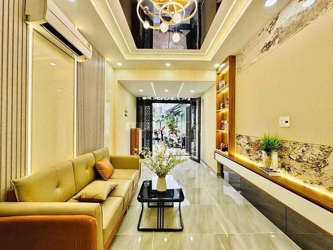 Gấp! Nhà 52m2 Phạm Văn Chiêu chính chủ định cư nước ngoài - Hẻm 5m 