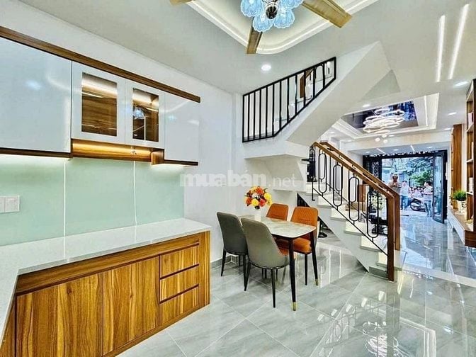 Gấp! Nhà 52m2 Phạm Văn Chiêu chính chủ định cư nước ngoài - Hẻm 5m 