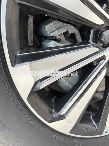 Cần Bán  Toyota Veloz Cross 2022 CVT số Tự Động 