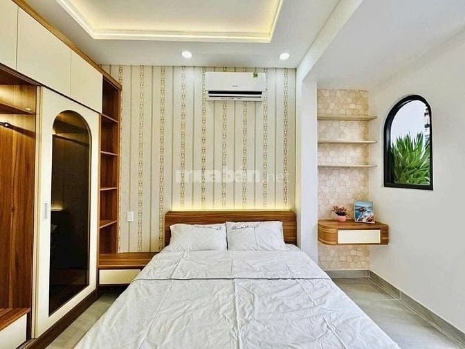 Gấp! Nhà 52m2 Phạm Văn Chiêu chính chủ định cư nước ngoài - Hẻm 5m 