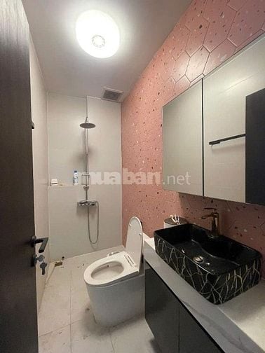 BÁN NHÀ ĐẸP . ĐƯỜNG 10m NỘI BỘ PHƯỜNG TÂN THÀNH . TÂN PHÚ 