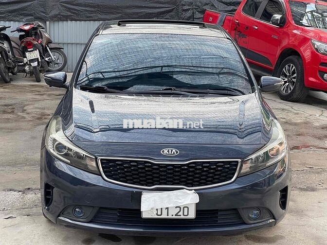 Kia Cerato 2017 2.0 AT - 90000 km