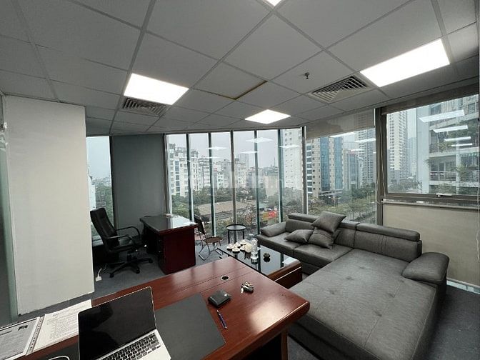 Chính chủ cho thuê Mặt phố Trần Thái Tông: 350m2, nhà 1 hầm, 11 tầng