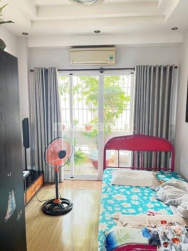 Bán căn chung cư gò dầu quận tân phú có thang máy
