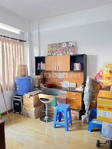 Bán căn chung cư gò dầu quận tân phú có thang máy