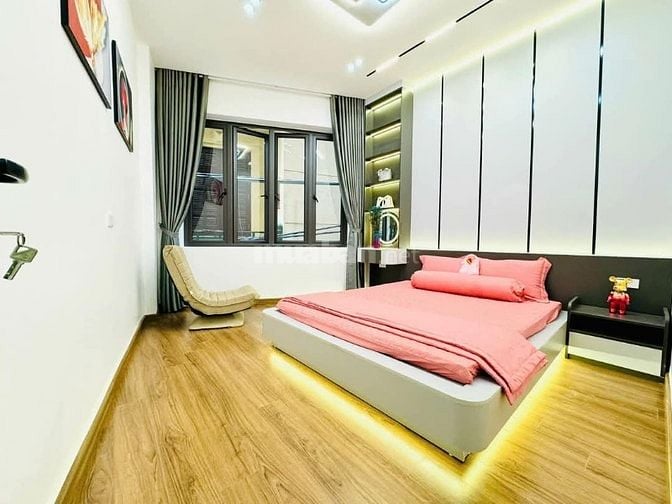 Uy tín chất lượng siêu giá rẻ. Nhà 4 tầng mặt tiền ngõ ôtô kinh doanh