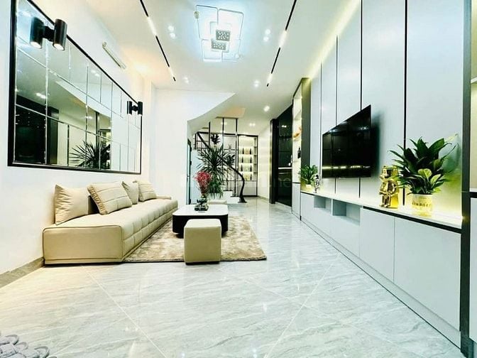 Uy tín chất lượng siêu giá rẻ. Nhà 4 tầng mặt tiền ngõ ôtô kinh doanh