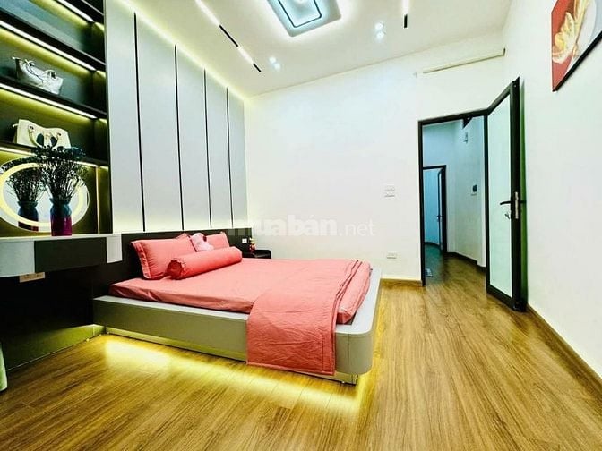 Uy tín chất lượng siêu giá rẻ. Nhà 4 tầng mặt tiền ngõ ôtô kinh doanh
