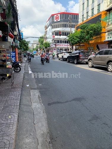 Hẻm nhựa 10 trường chinh thông trương công định DT:4x20 trệt 2 lầu st