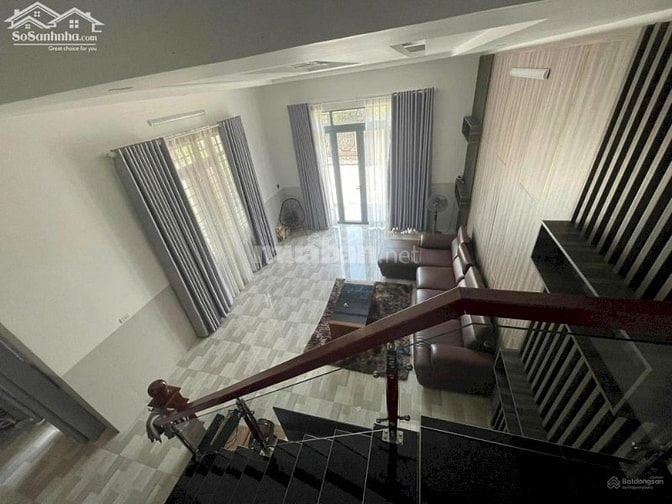 Bán nhà riêng tại Nghĩa Trung, 3.9 tỷ, 270m2, 3PN, 3WC, pháp lý đầy đủ