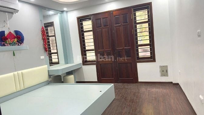 Nhà phố Trần Đại Nghĩa, DT 36m2, 5 tầng, MT 4,1 m, căn góc, ngõ ô tô