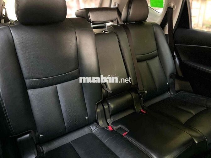 Nissan X trail 2017 2.5 SV 4WD Premium - 10v9 km