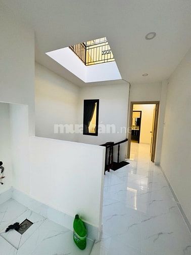 MẶT TIỀN HẺM XE HƠI,  4 TẦNG, 5PN, NGUYỄN TRÃI, QUẬN 5, GIÁ 10,8 TỶ