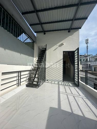 MẶT TIỀN HẺM XE HƠI,  4 TẦNG, 5PN, NGUYỄN TRÃI, QUẬN 5, GIÁ 10,8 TỶ