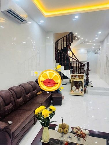 MẶT TIỀN HẺM XE HƠI,  4 TẦNG, 5PN, NGUYỄN TRÃI, QUẬN 5, GIÁ 10,8 TỶ