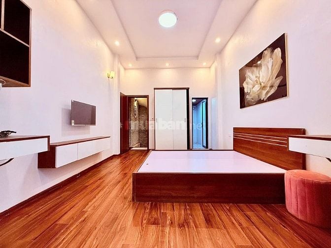 NHÀ HOÀN KIẾM DÂN XÂY KCBT, NGÕ NÔNG THÔNG, 10M RA MP OTO TRÁNH_DT33M2