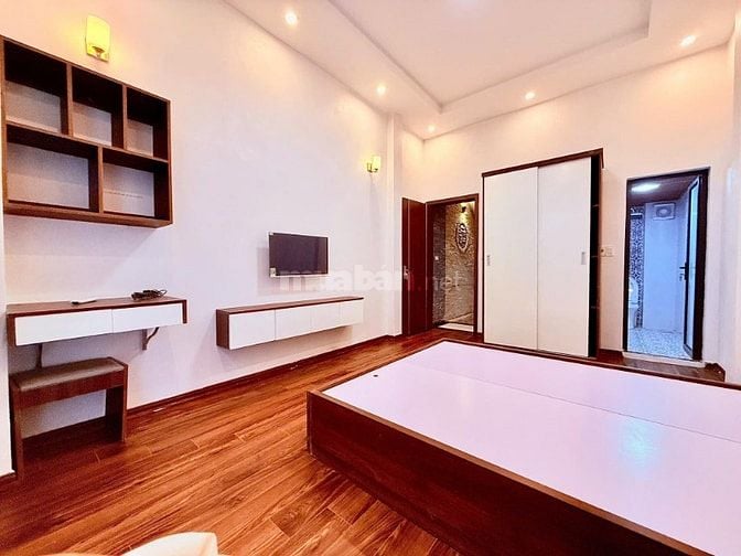 NHÀ HOÀN KIẾM DÂN XÂY KCBT, NGÕ NÔNG THÔNG, 10M RA MP OTO TRÁNH_DT33M2