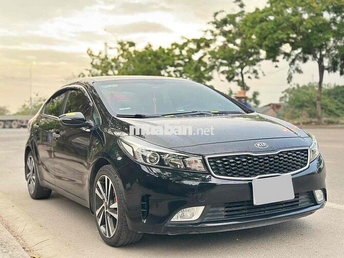 Kia Cerato 2018 1.6 MT - cá nhân biển Hn