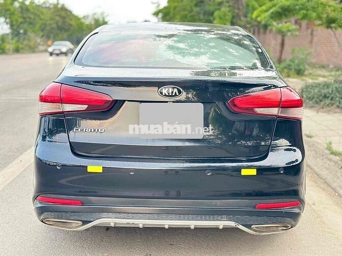 Kia Cerato 2018 1.6 MT - cá nhân biển Hn