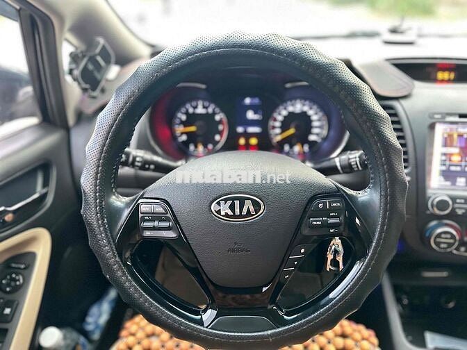Kia Cerato 2018 1.6 MT - cá nhân biển Hn