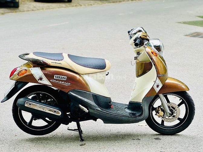 Yamaha Mio Classico BIỂN HÀ NỘI ĐỜI CHÓT