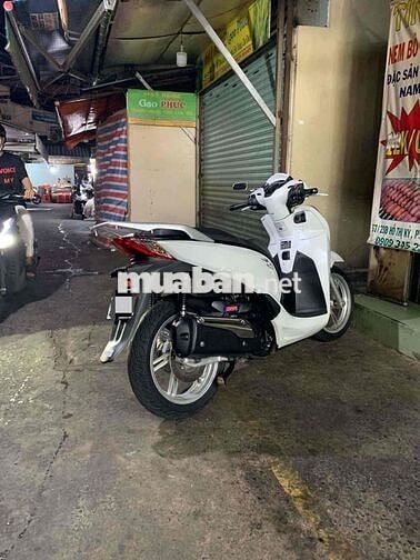 Cần Bán Sh300i bản báo nhiệt 2019