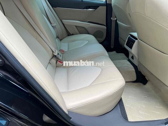 Toyota Camry 2.5Q, cuối 2019 đen 21 ngàn 800 km