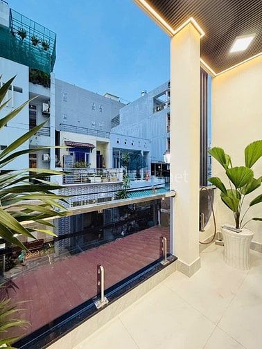 Nhà tuyệt đẹp 4 Lầu CAO CẤP Mặt tiền Trần Thánh Tông, P15, Q.Tân Bình.