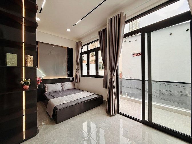 GIÁ TỐT ĐẦU TƯ CHỈ 2TỶ150 CHỐT NGAY NHÀ HUỲNH VĂN BÁNH, PHÚ NHUẬN HXH